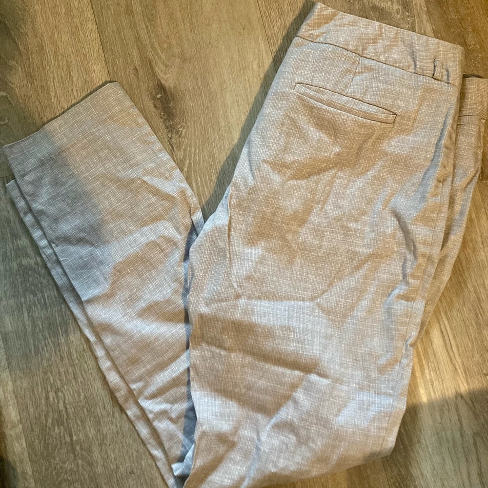 Calvin Klein Light Gray Cropped Dress Pants